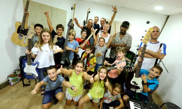 Cómo elegir profesor de música para mi hijo